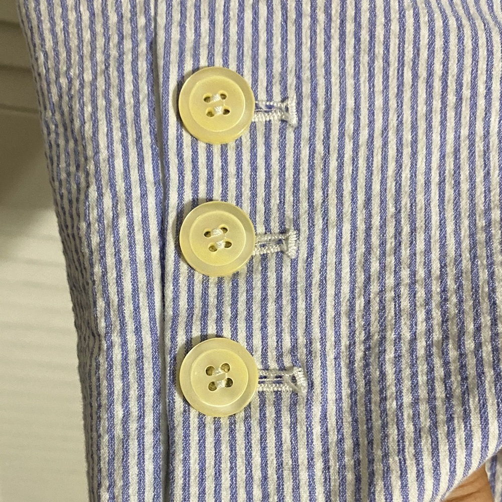 Talbots Seersucker Perfect Crop
Pants. - Picture 3 of 10